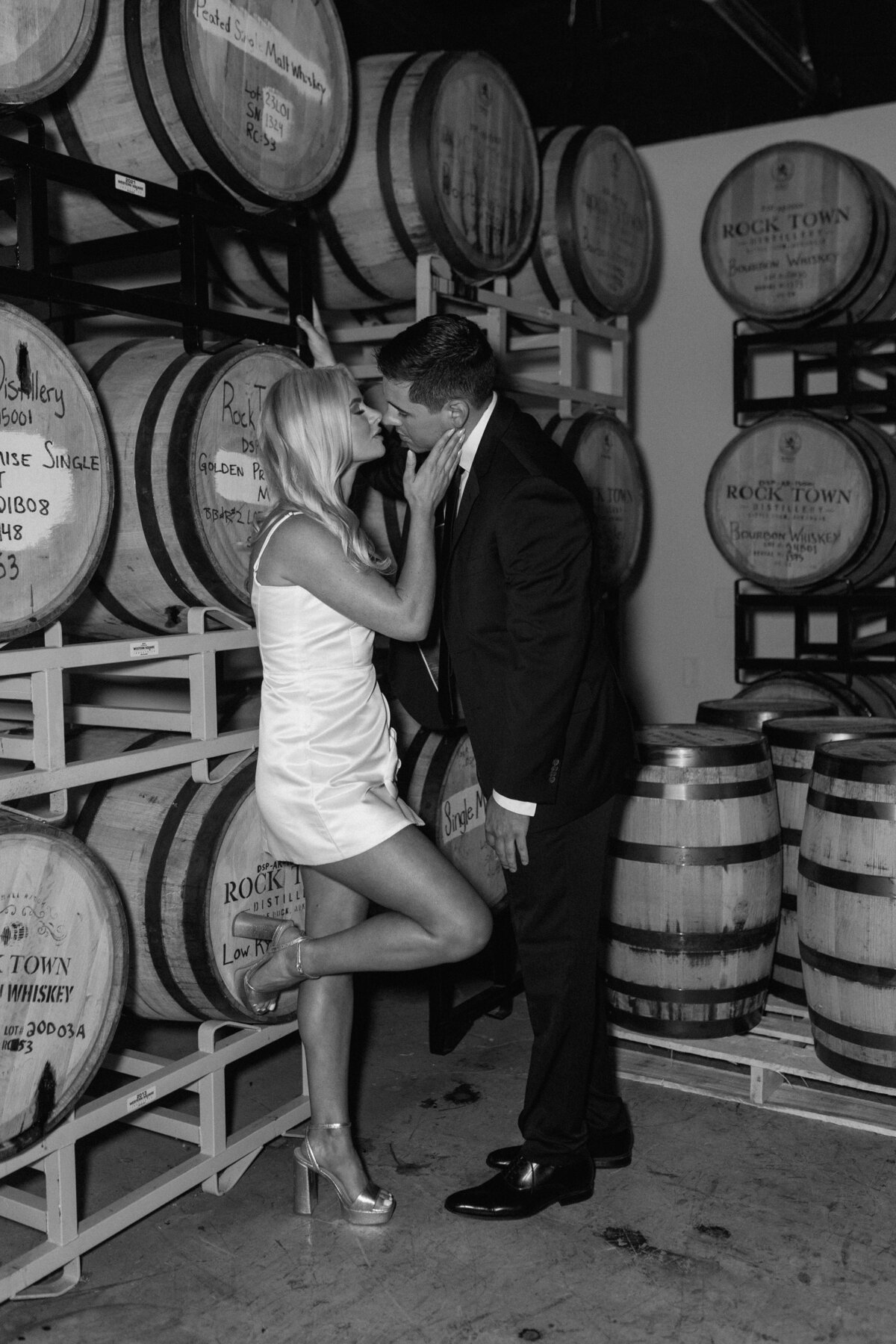 Alyssa-and-Michael-Couple-Engagement-SessionV9A1116-2