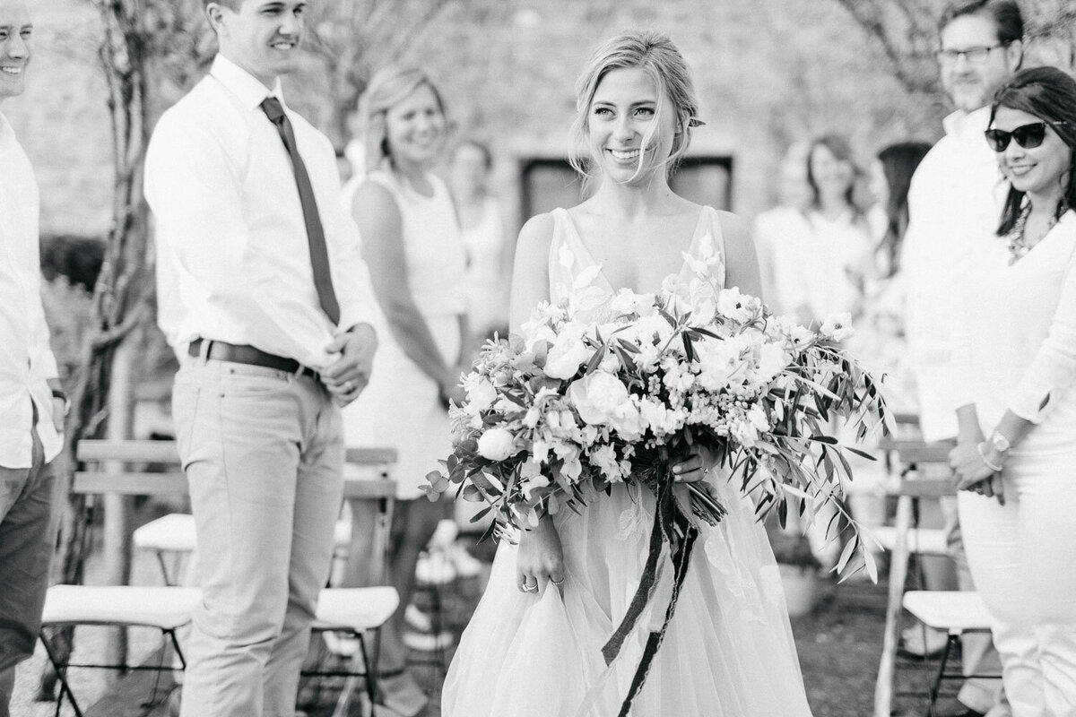 bride coming to the alter