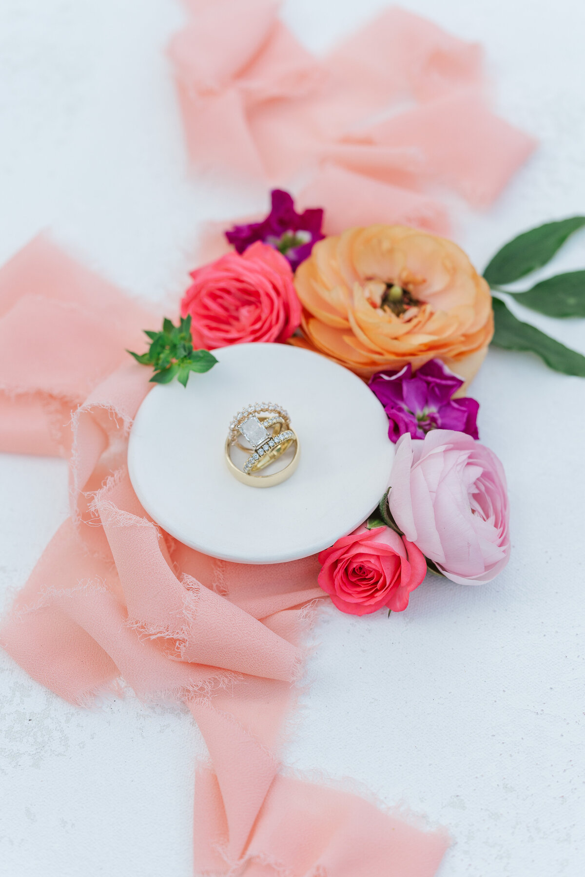 Lake Dillion Reservoir Colorado Elopement Wedding Mountain View Summer Pink and Orange Florals Sparkly Dress Light and Airy Elena Spraguer Photography0020