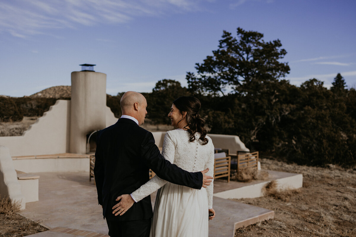 air-bnb-intimate-wedding-santa-fe-new-mexico-13