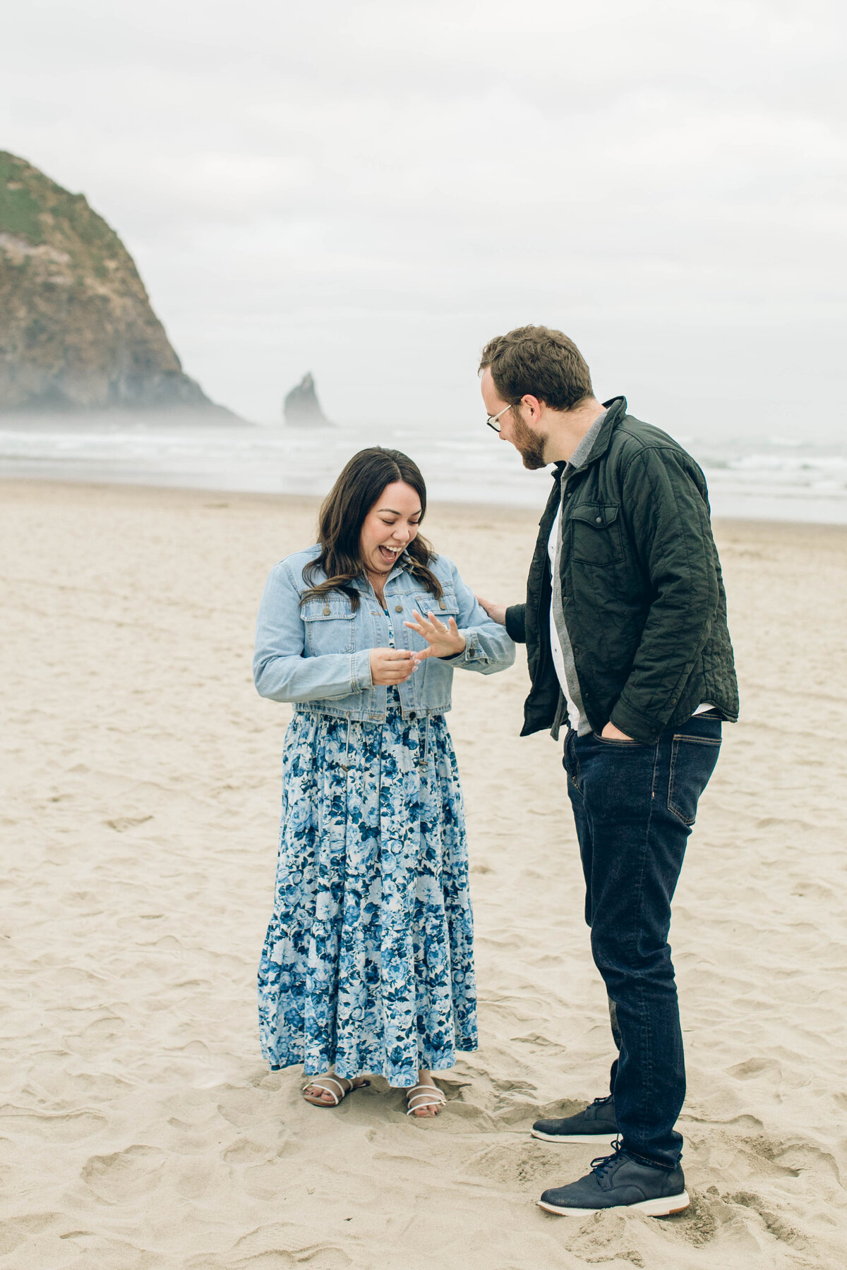 Eric-Amy-Cannon-Beach-Proposal-3
