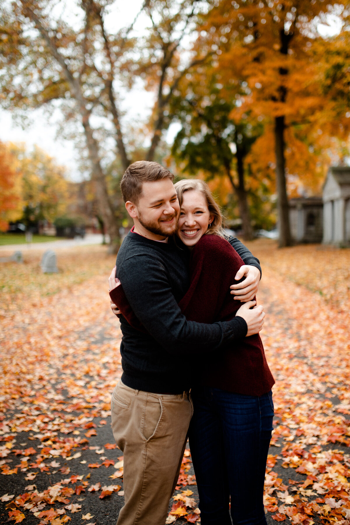 pittsburgh-engagement-allegheny-cemetary-fall