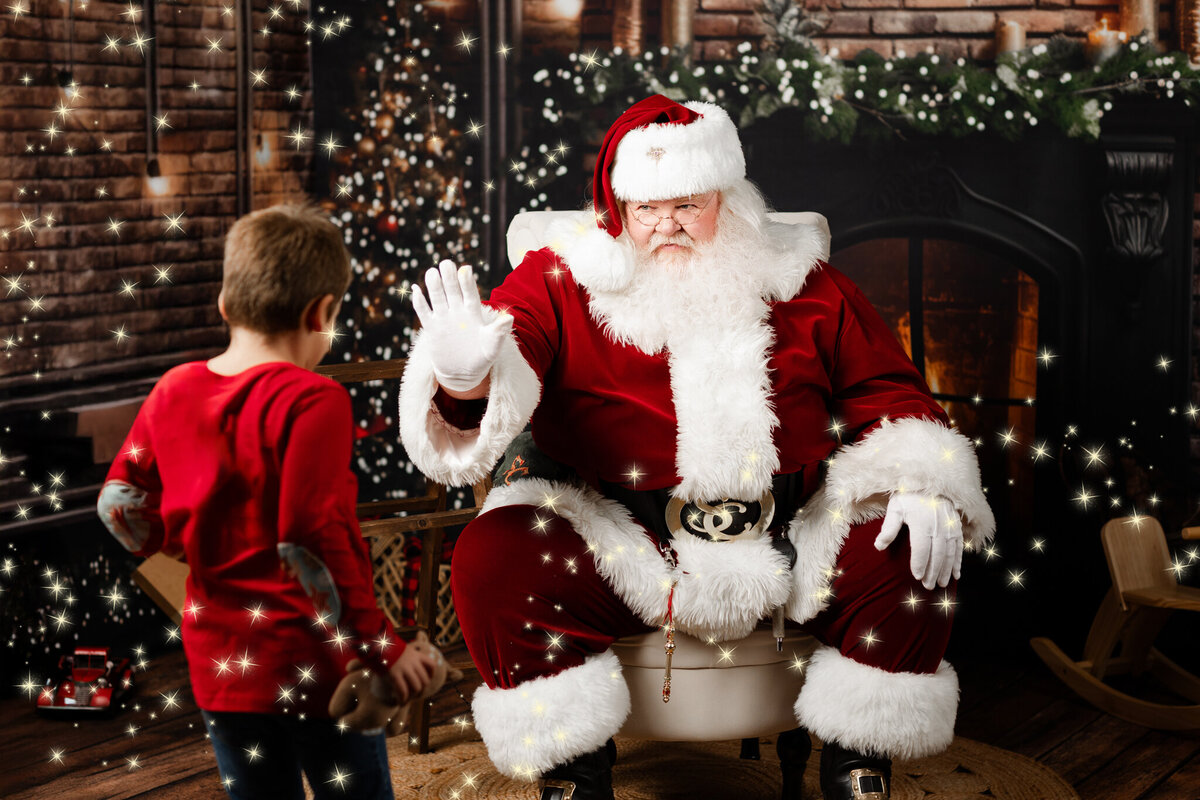Best NWA holiday photographer, holiday portraits near me, Northwest Arkansas holiday photography, NW Arkansas holiday photos, NWA santa photos