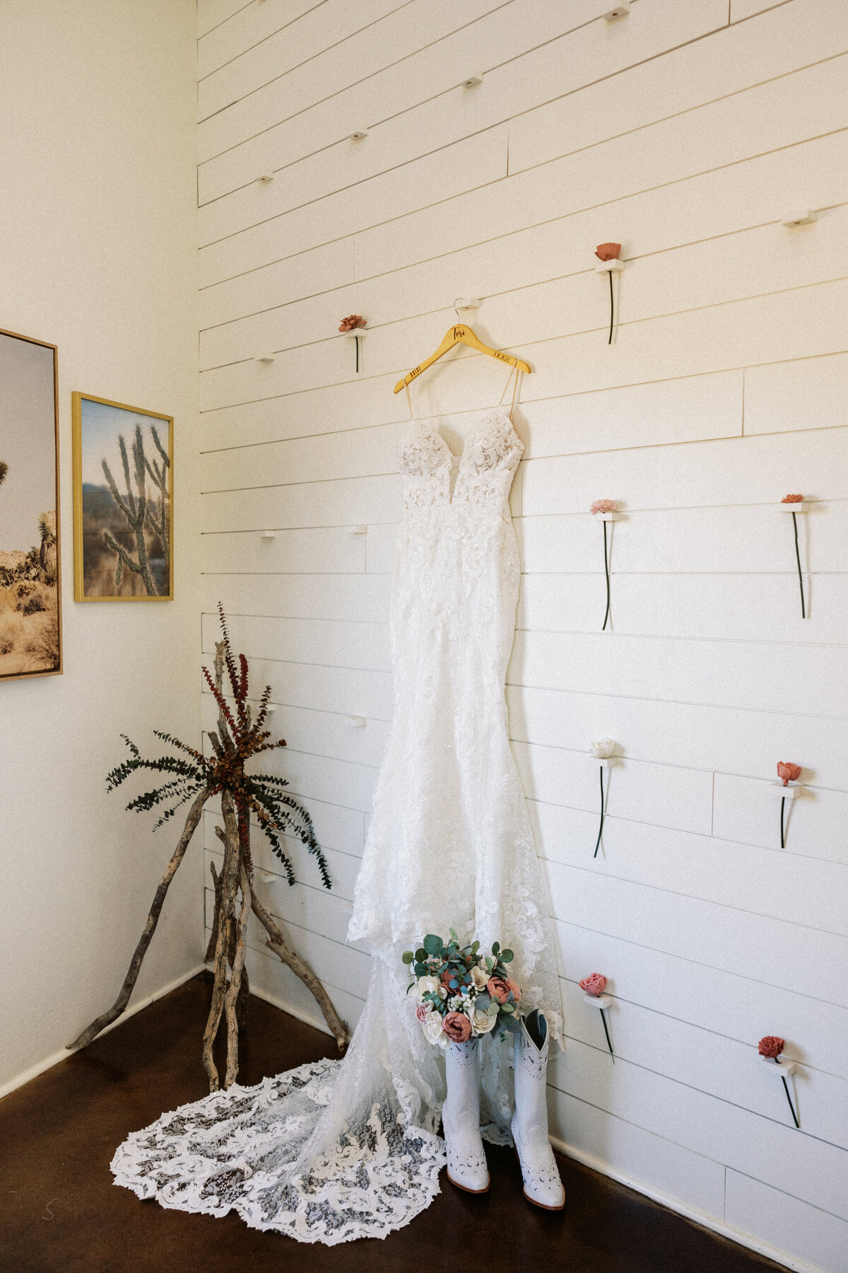 Tori+HunterWedding_Teasers-4