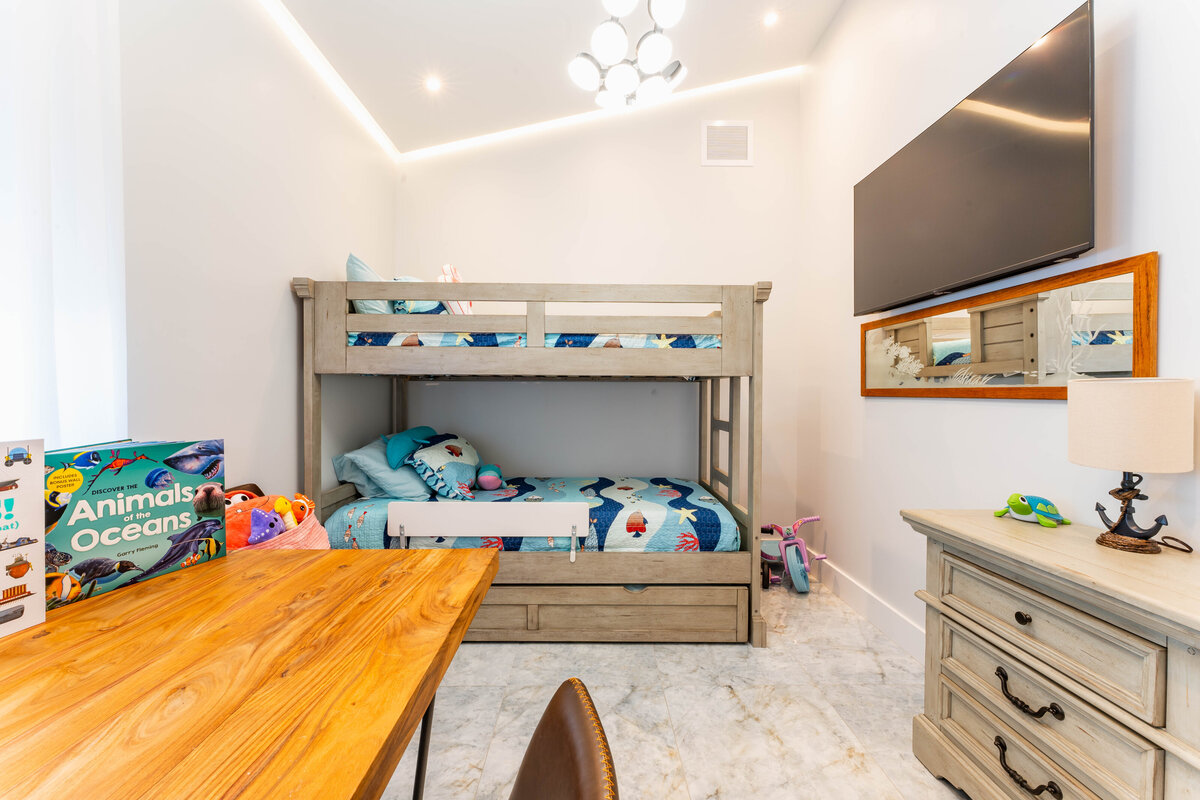Bedroom 6 (1)