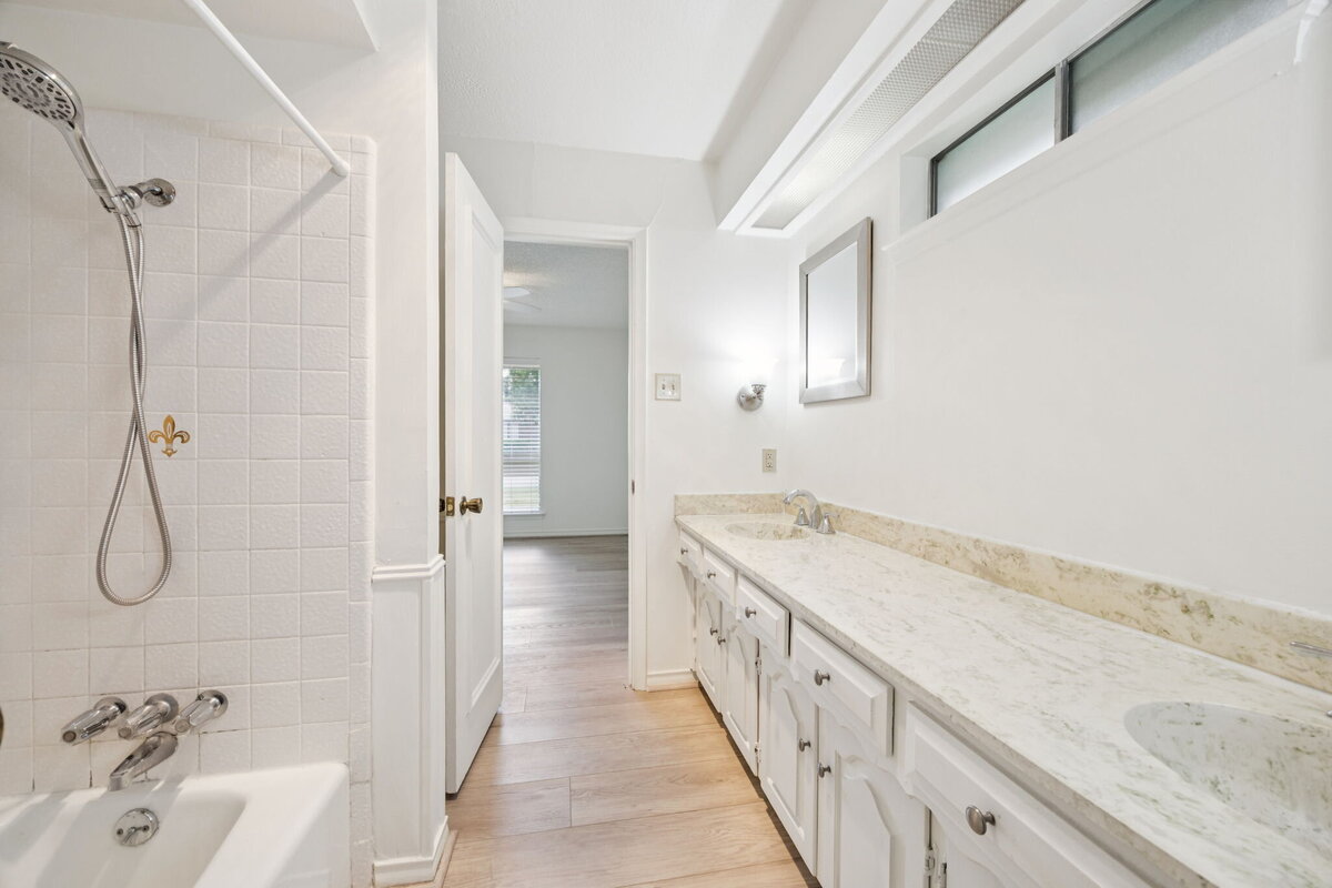 33-7641Dentcrest_031