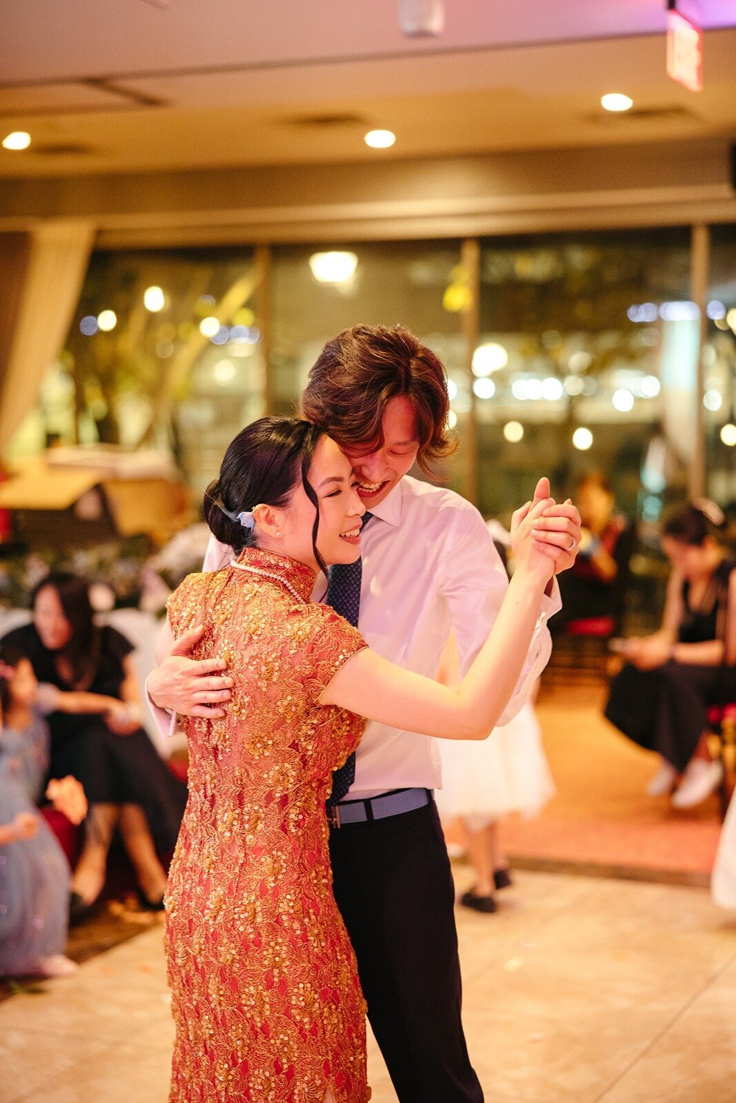 First dance of bride and groom