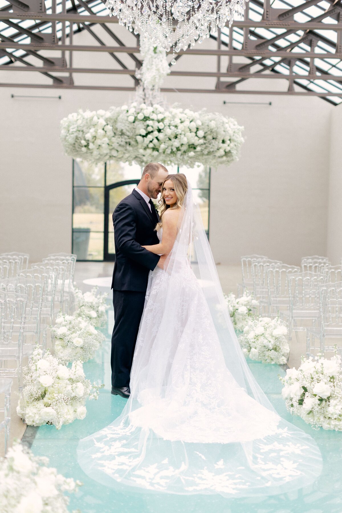Lindsey-and-Justin-Wedding-Emily-Nicole-Photo-307