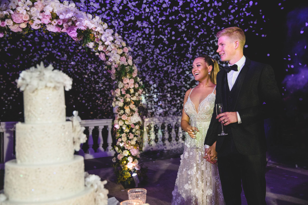 kevin de bruyne at his wedding to michelle confetti canon flower arch