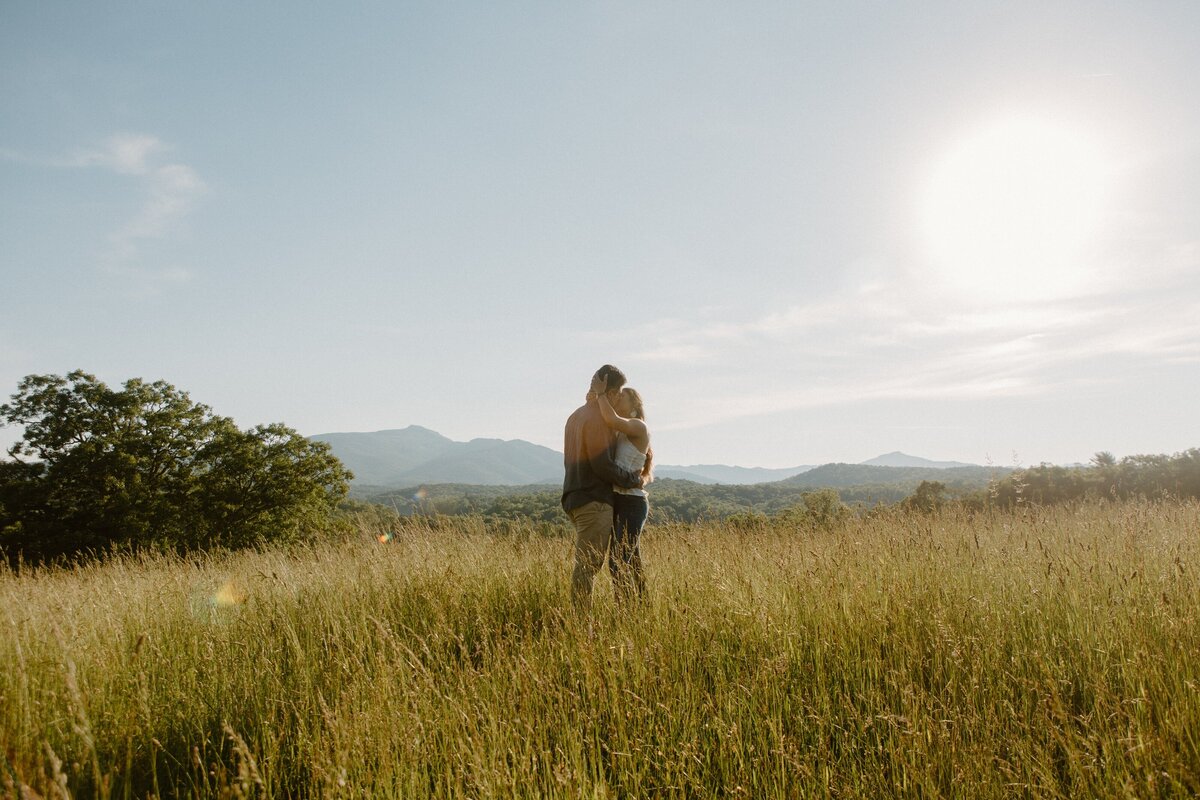 JulesWrennPhotography_Claire&Santi_CoupleSession_HebronRockColony-63