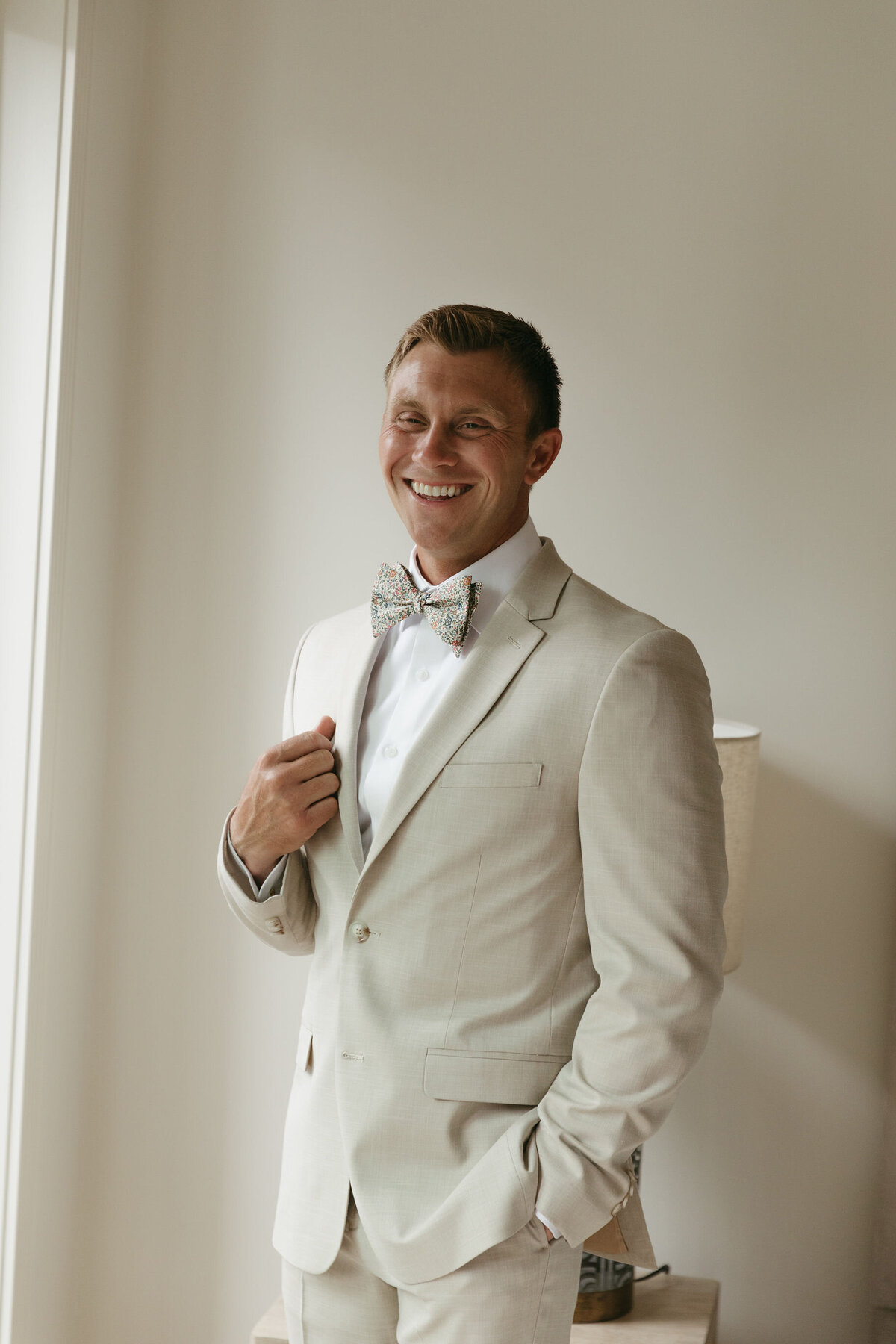 pretty-palm-leaf-event-co-rebekan-and-ben-wedding-ole-hanson-2