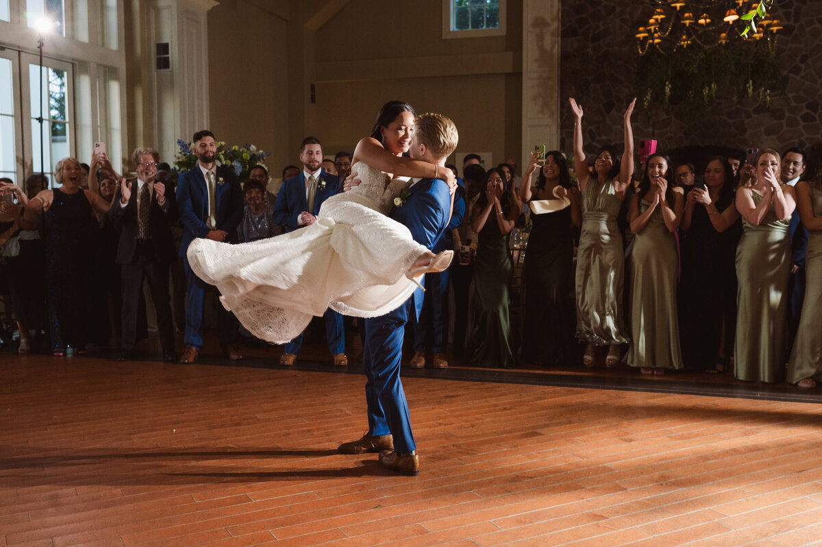 The Ryland Inn NJ wedding photo of the first dance