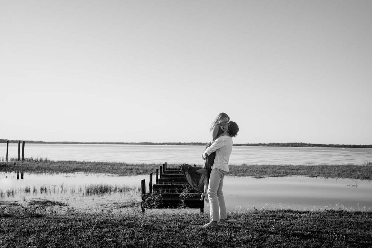 Millennium-Moments-Florida-Wedding-Photographer-Boat-Enagement-Session-Lake-FAV-115