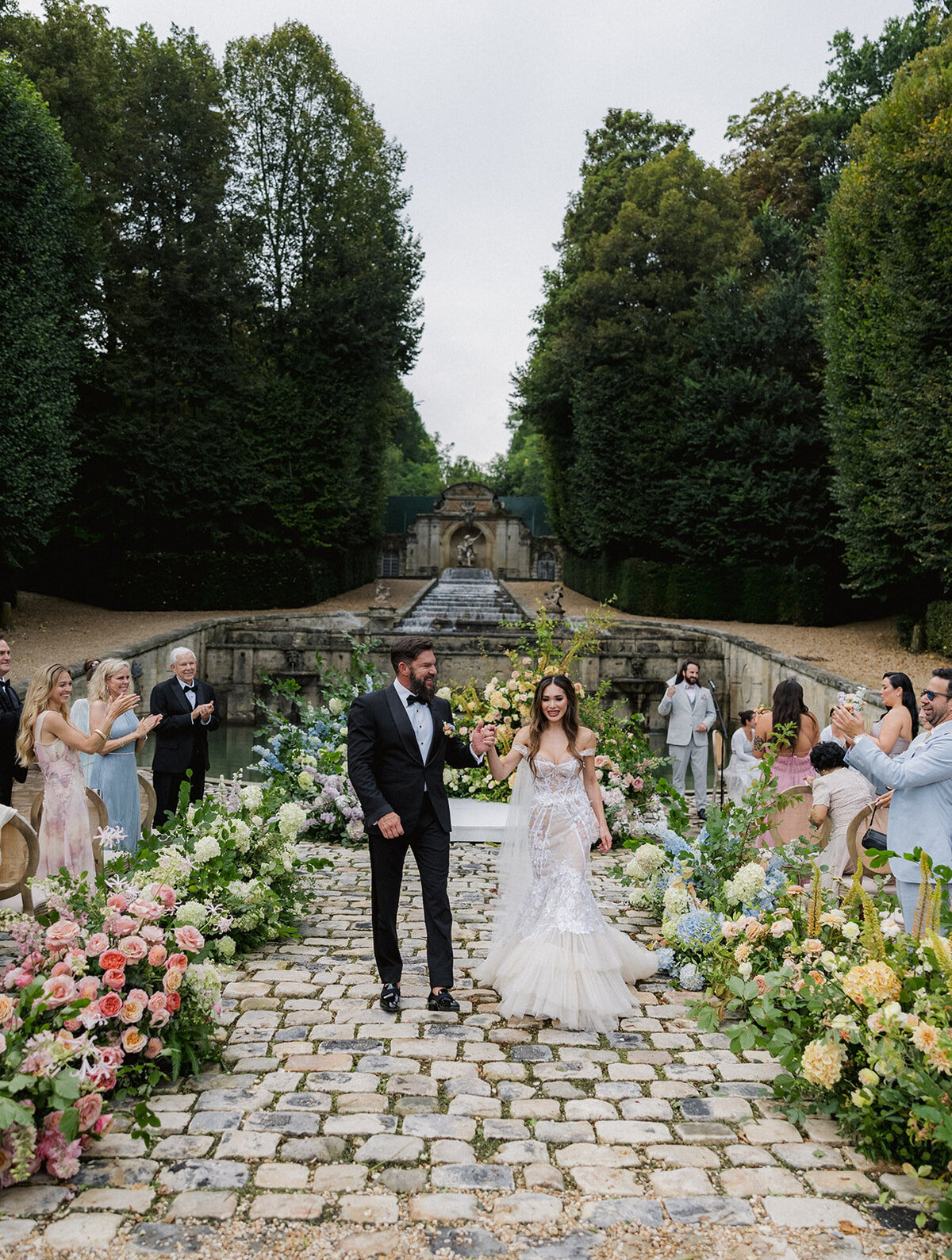 Chateau-de-Villette-wedding-florist-Floraison6