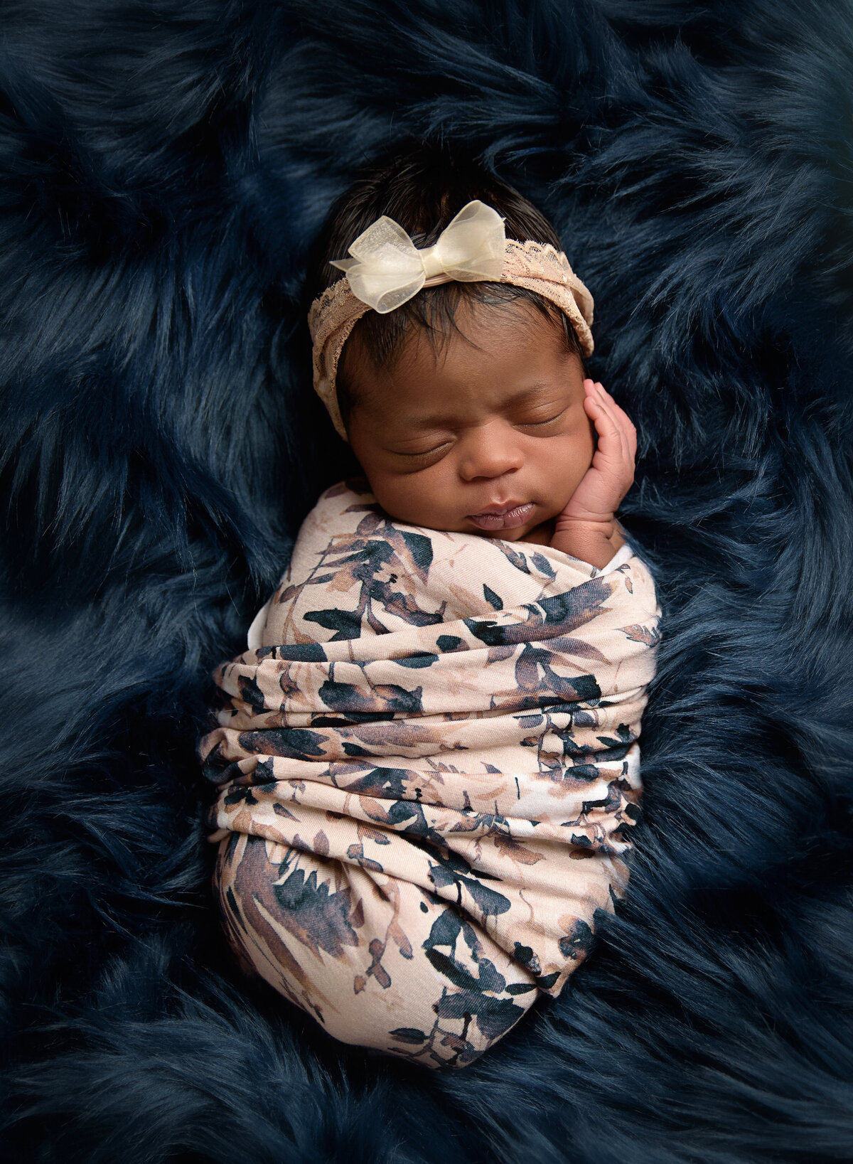 Best-affordable-simplistic-posed-newborn-keller-dfw-baby-newborn-photographer-5
