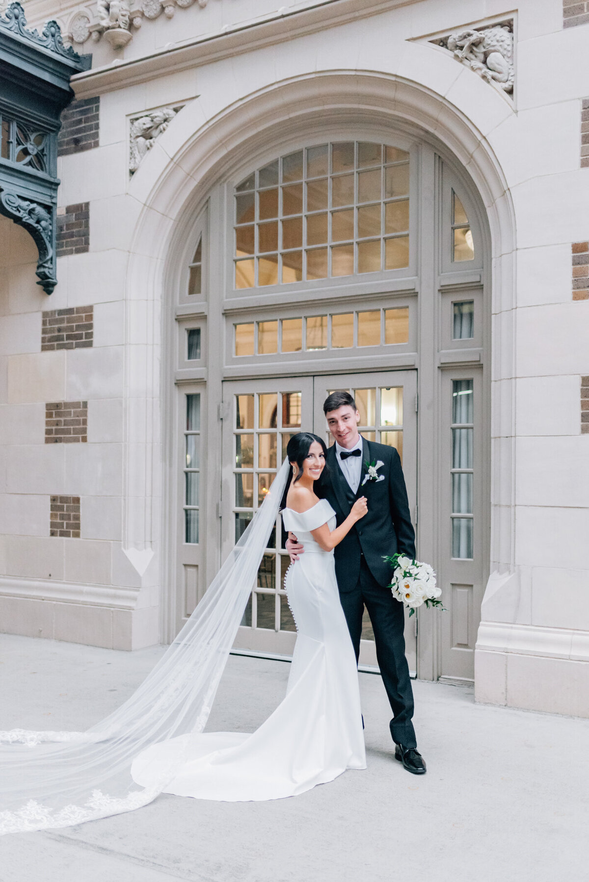 The Crystal Ballroom Wedding M.V. Photography Houston @mv_xoxo (45)
