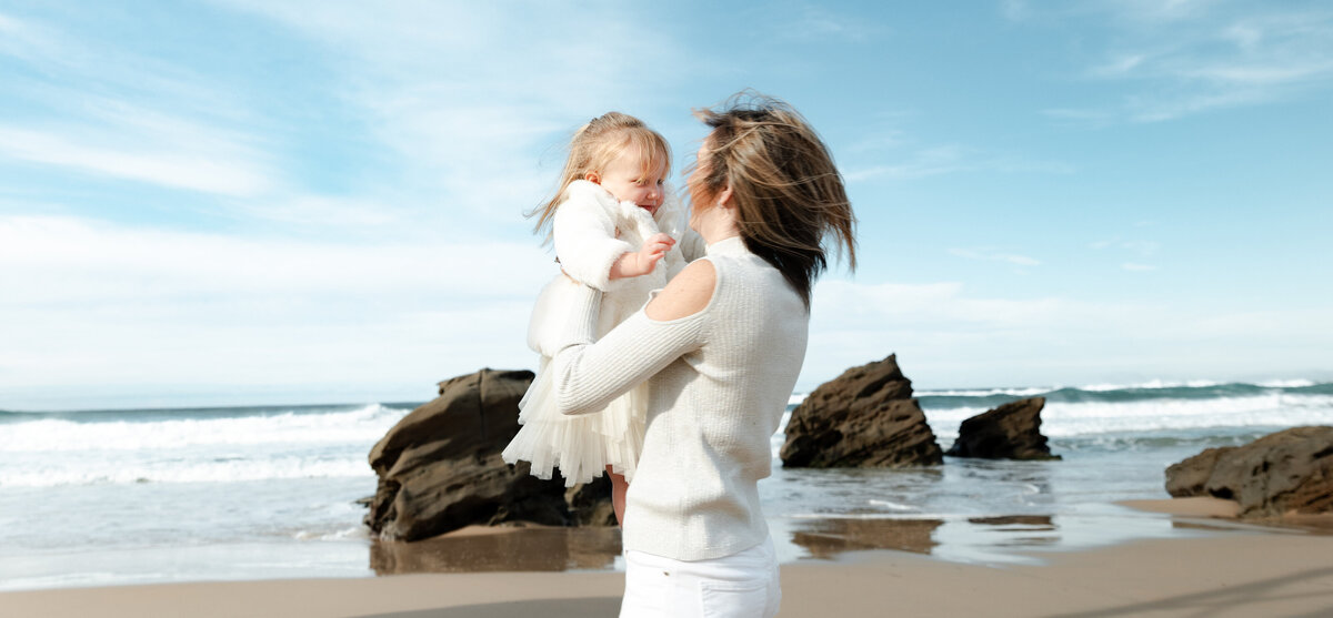 2024 Mothers Day Shoot - Redhead Beach - Roam Ahead Media - Roam Ahead Weddings-40