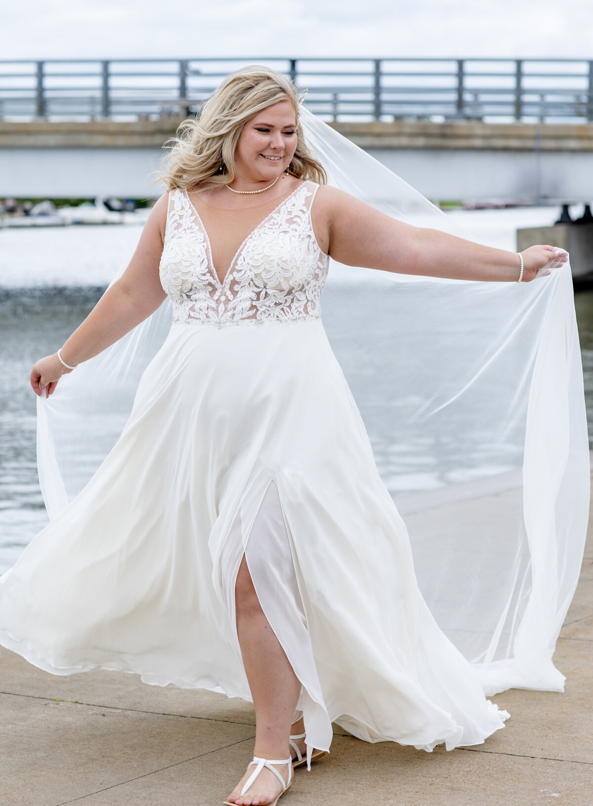 oshkosh-wisconsin-wedding-photographer-lake-michigan
