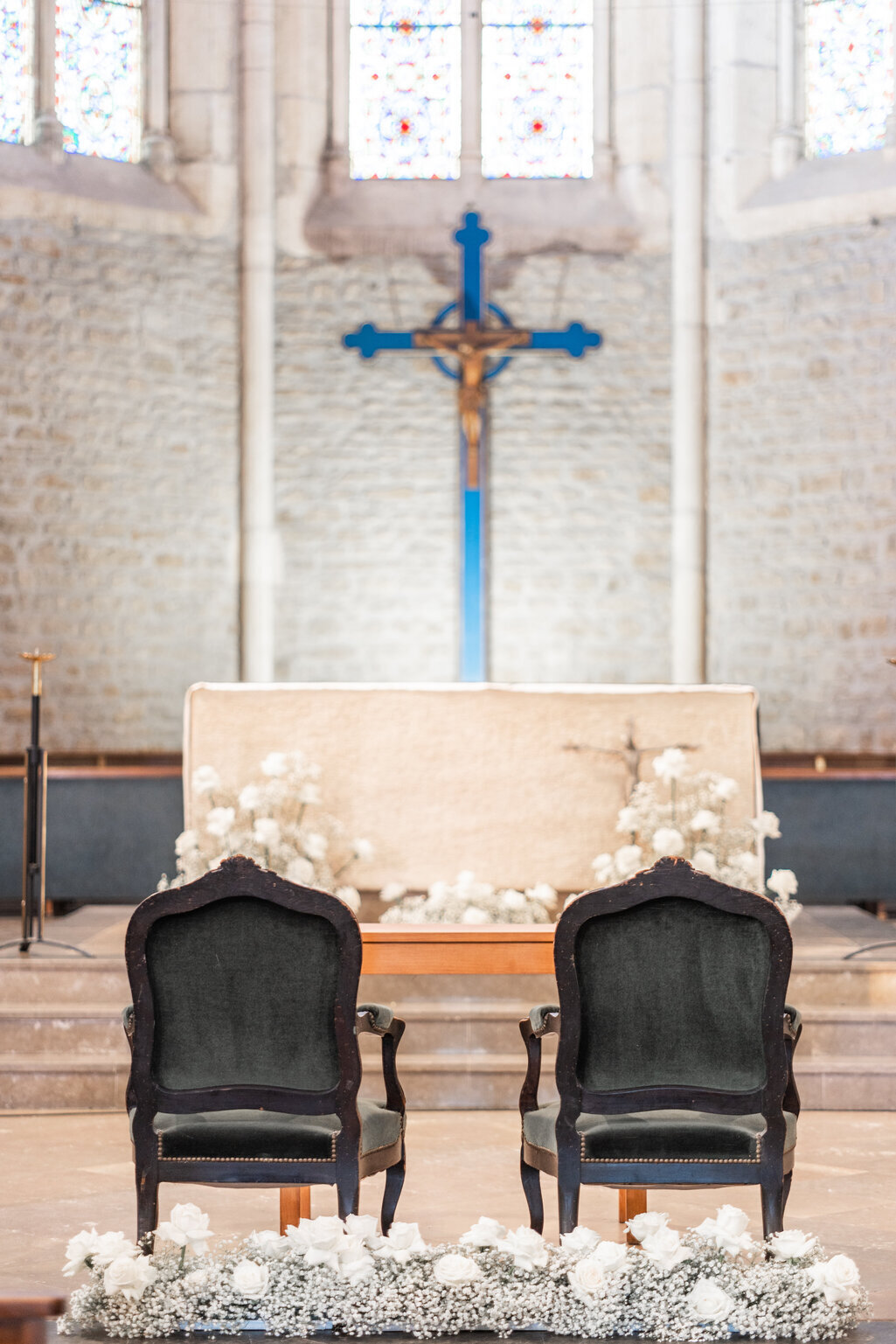 decoration-florale-eglise-monochrome