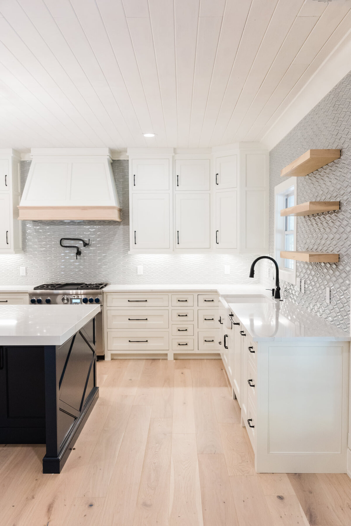 kelly kitchen 6