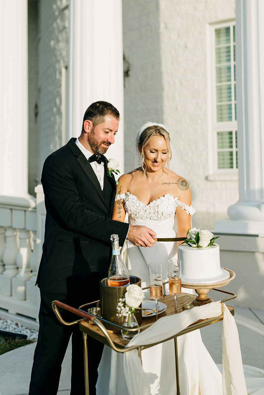 amber-mcwhorter-photo-whitehurst-elopement-chantilly-chic-celebrations-0536