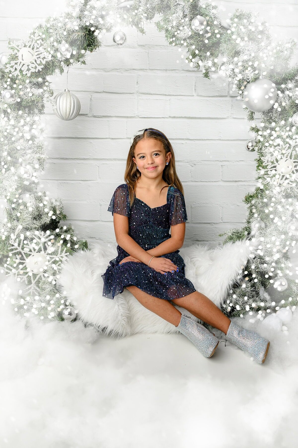 Charlotte-Limited-Edition-Holiday-Session-Tobis-Timeless-Treasures-025