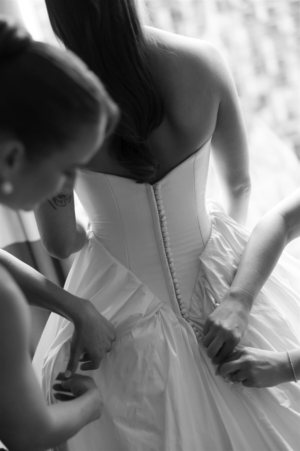 Maegan-Brown-Moments_20241207_Wedding_Olivia-James_Carousel_626_websize