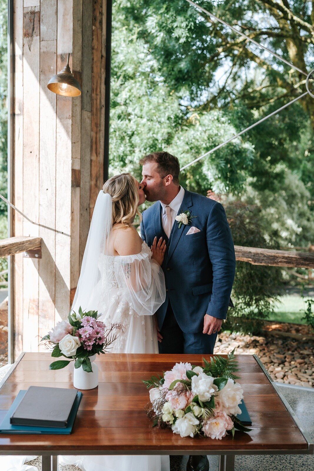 Elope-styled-micro-intimate-wedding-elopement-flowerdale-estate-marriage22