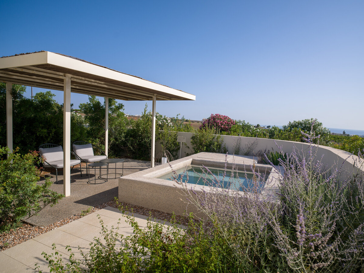 Waterstone - NOŪS Santorini - Santorini - Luxury Boutique Hotel - NOŪS Santorini-Bungalow