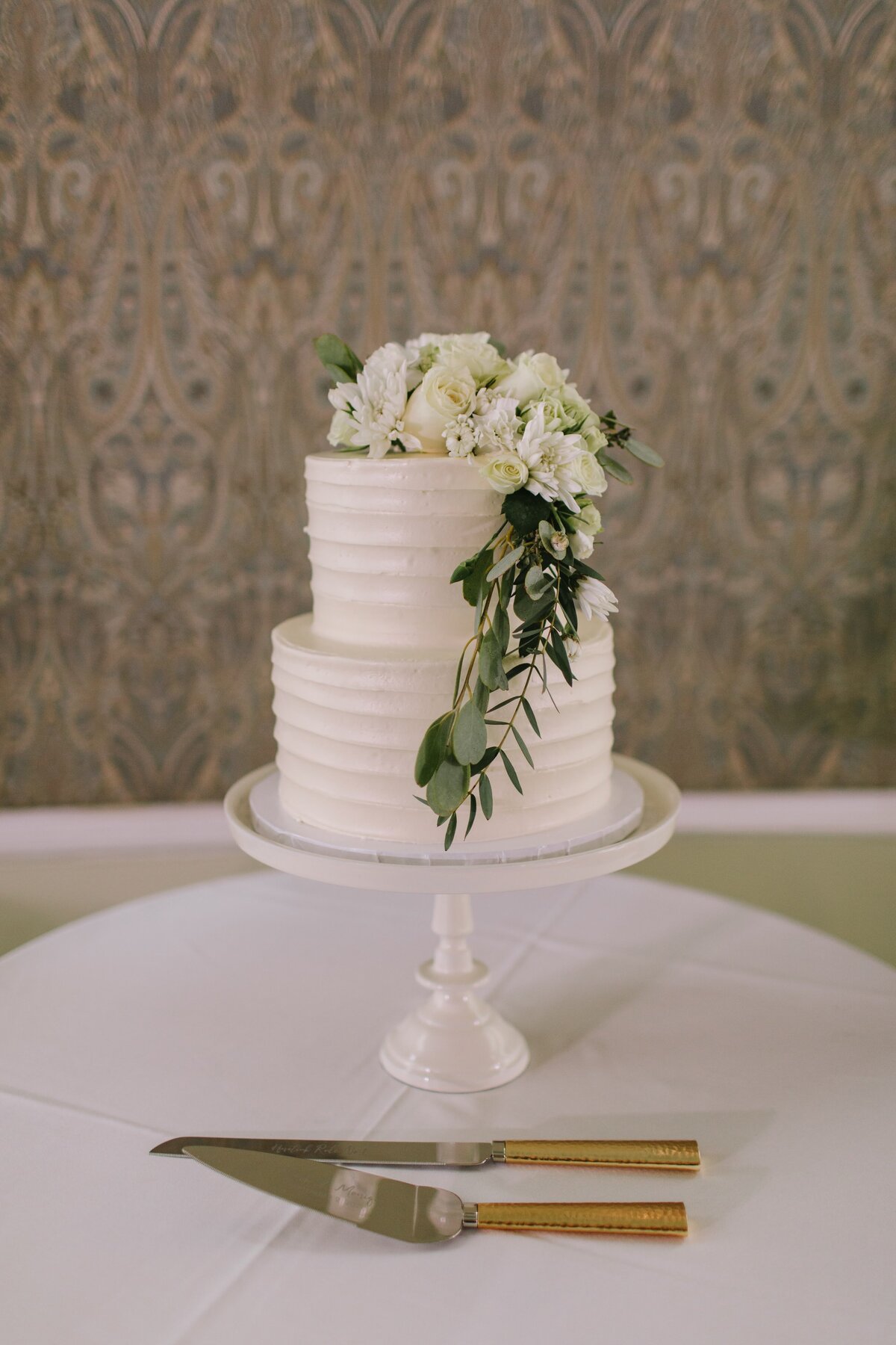 Sandra-Bettina-Events-Fairmont-Macdonald-Wedding-Cake