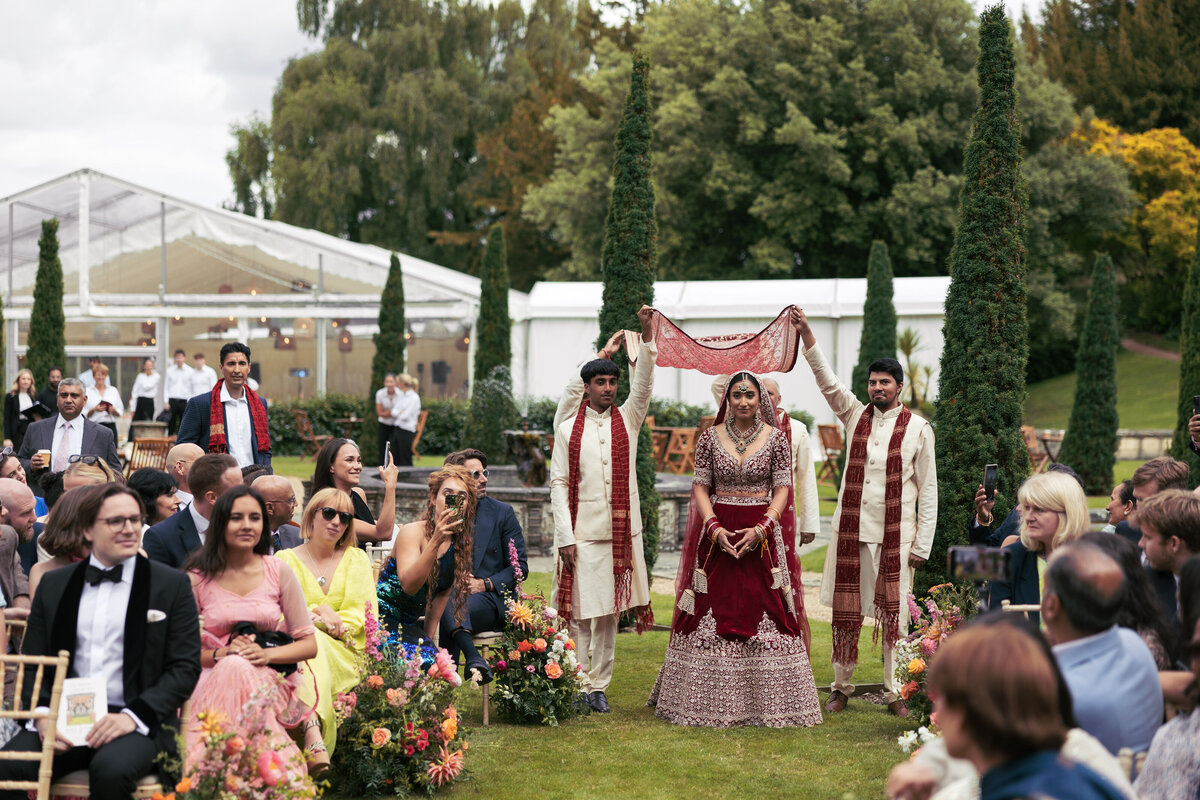Indian wedding ceremony at Sezincote