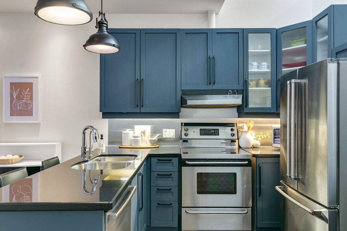 23-web-or-mls-15_011_Kitchen