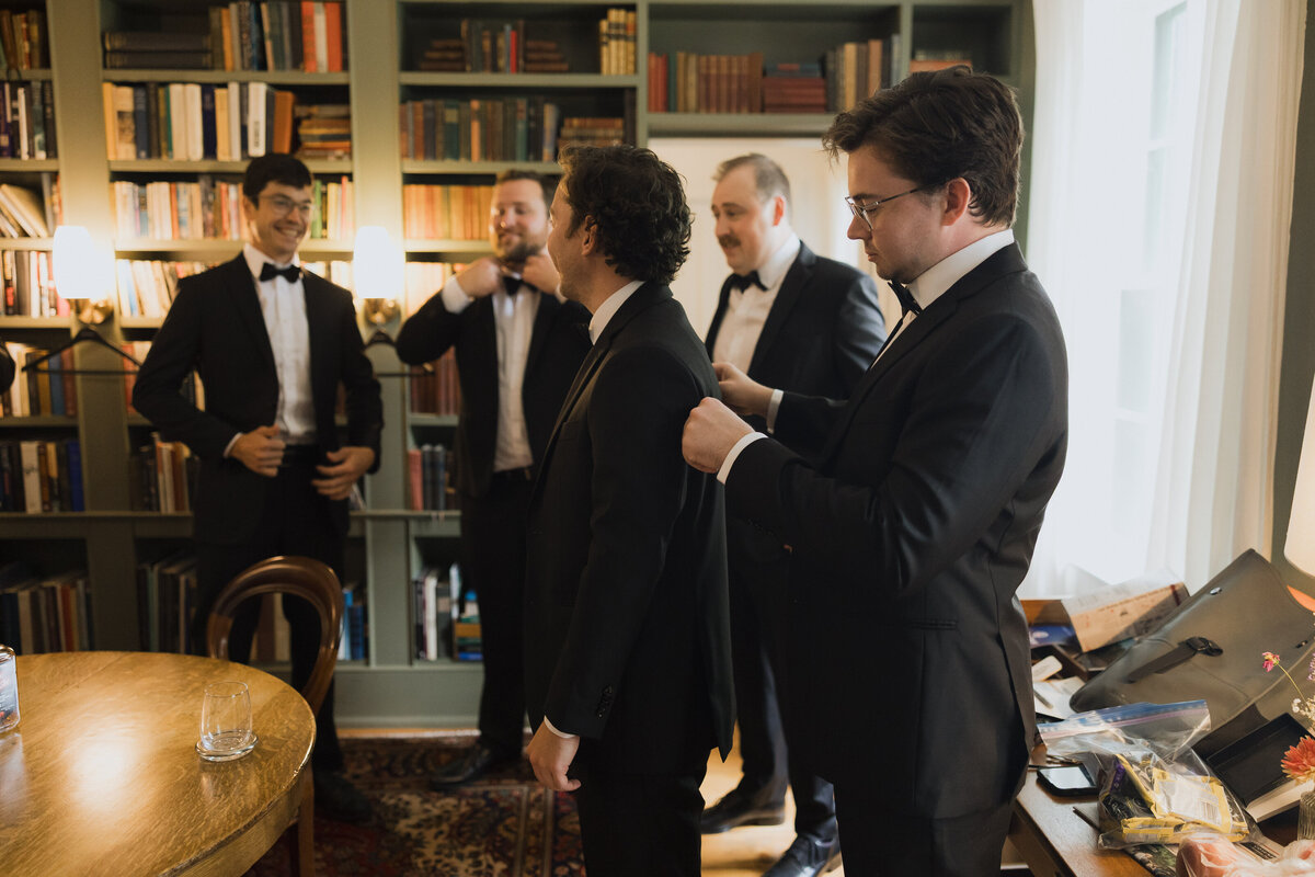 Wedding Photographer in Niagara