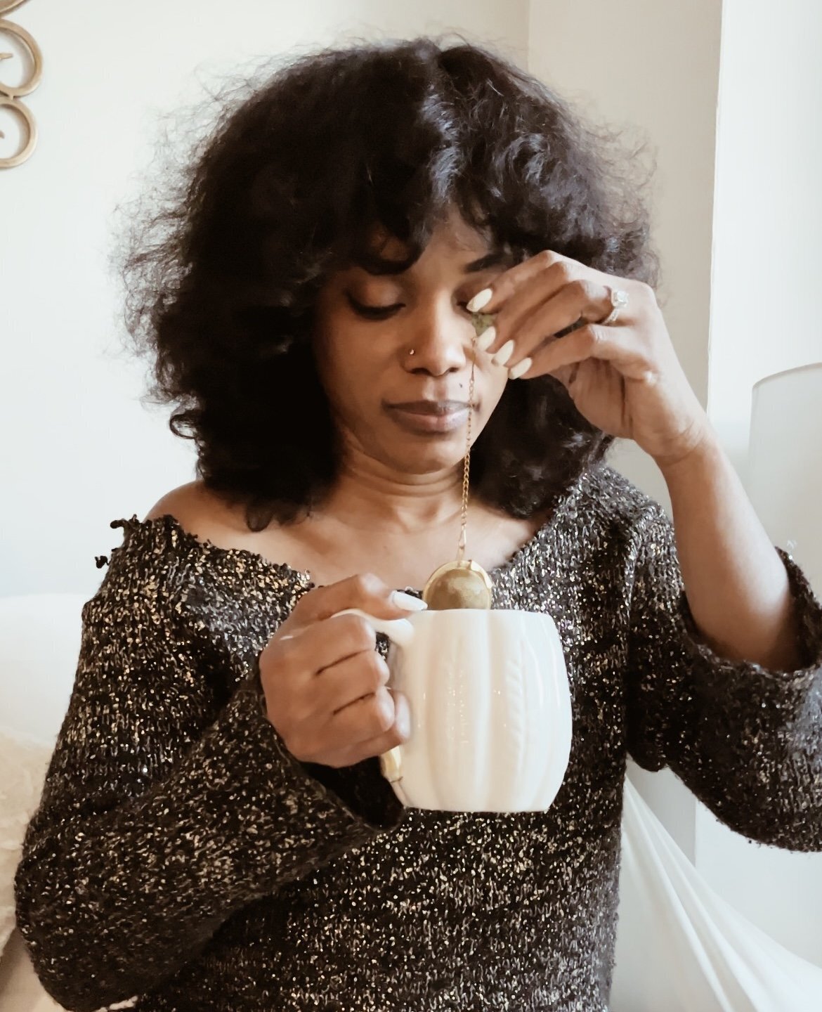 Shop Women’s Organic Wellness Teas, Sacred Rituals, & More