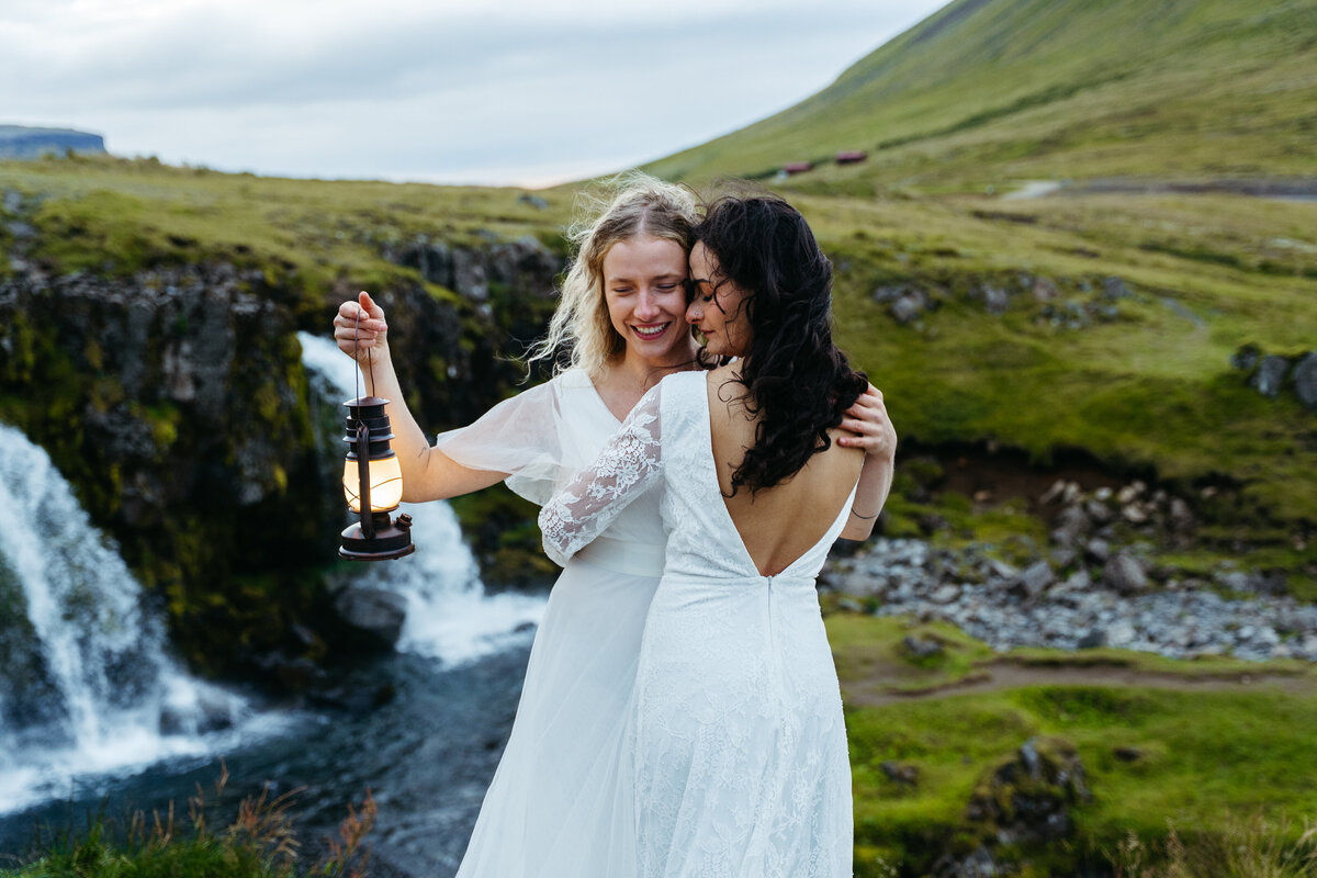 KIRKJUFELL Iceland Elopement -4