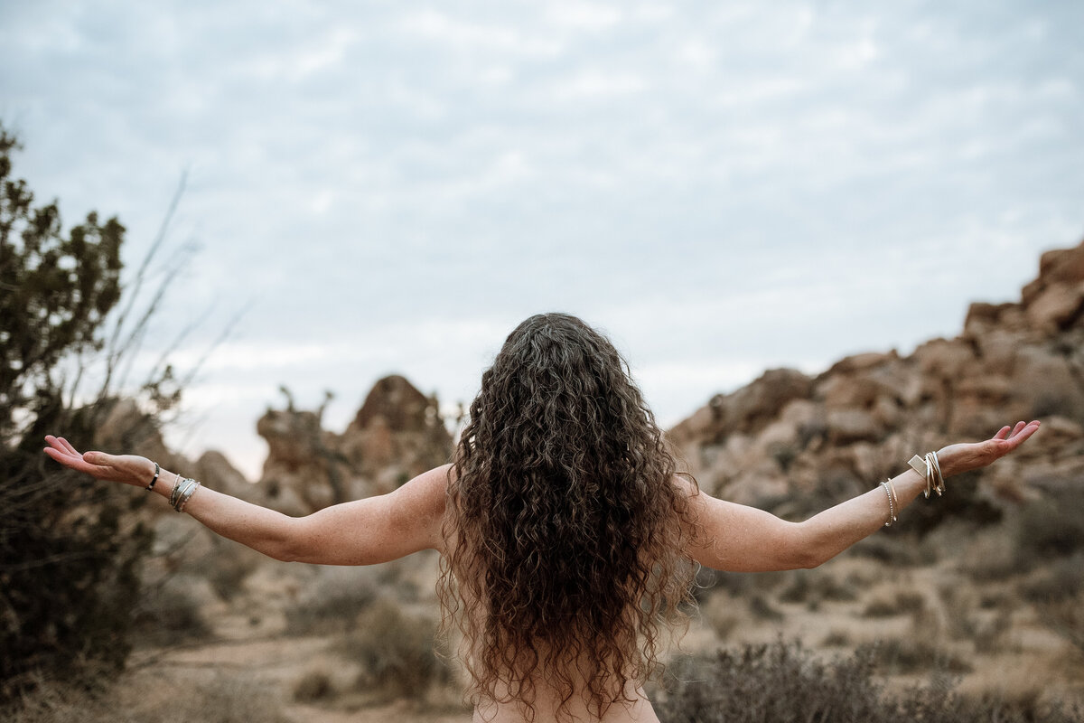 Ali-Joshua Tree_S24-1033