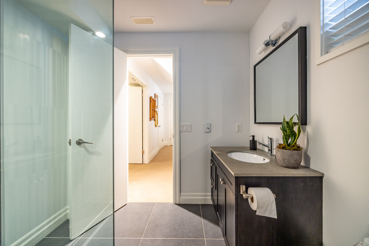 33. lower bath TPM_2998