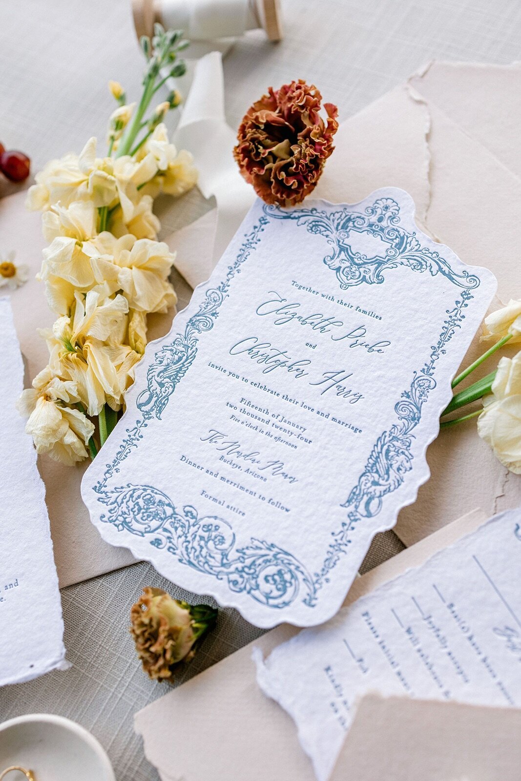 italian_wedding_invitations_crest