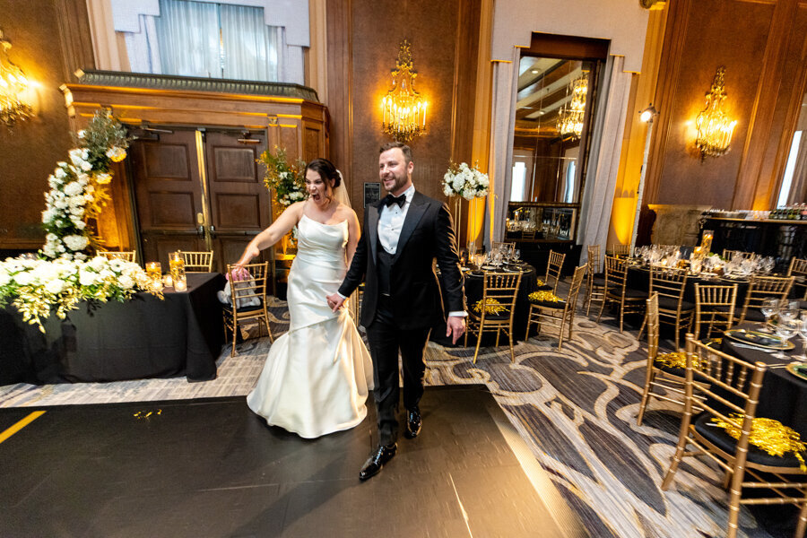 Newlyweds-first-look-renaissance-ballroom-intercon-hotel-chicago