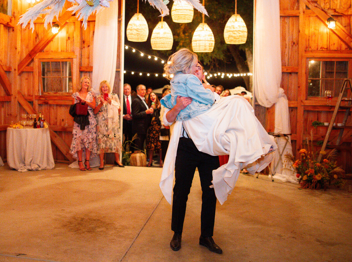 Hammersky_Vineyards_Paso_Robles_Wedding_093