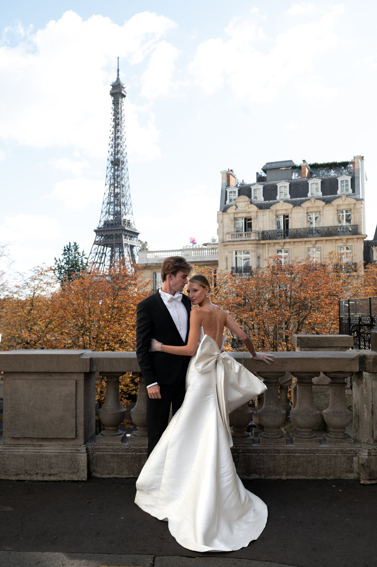 Fleur Bours Photography Elopement Paris white 46