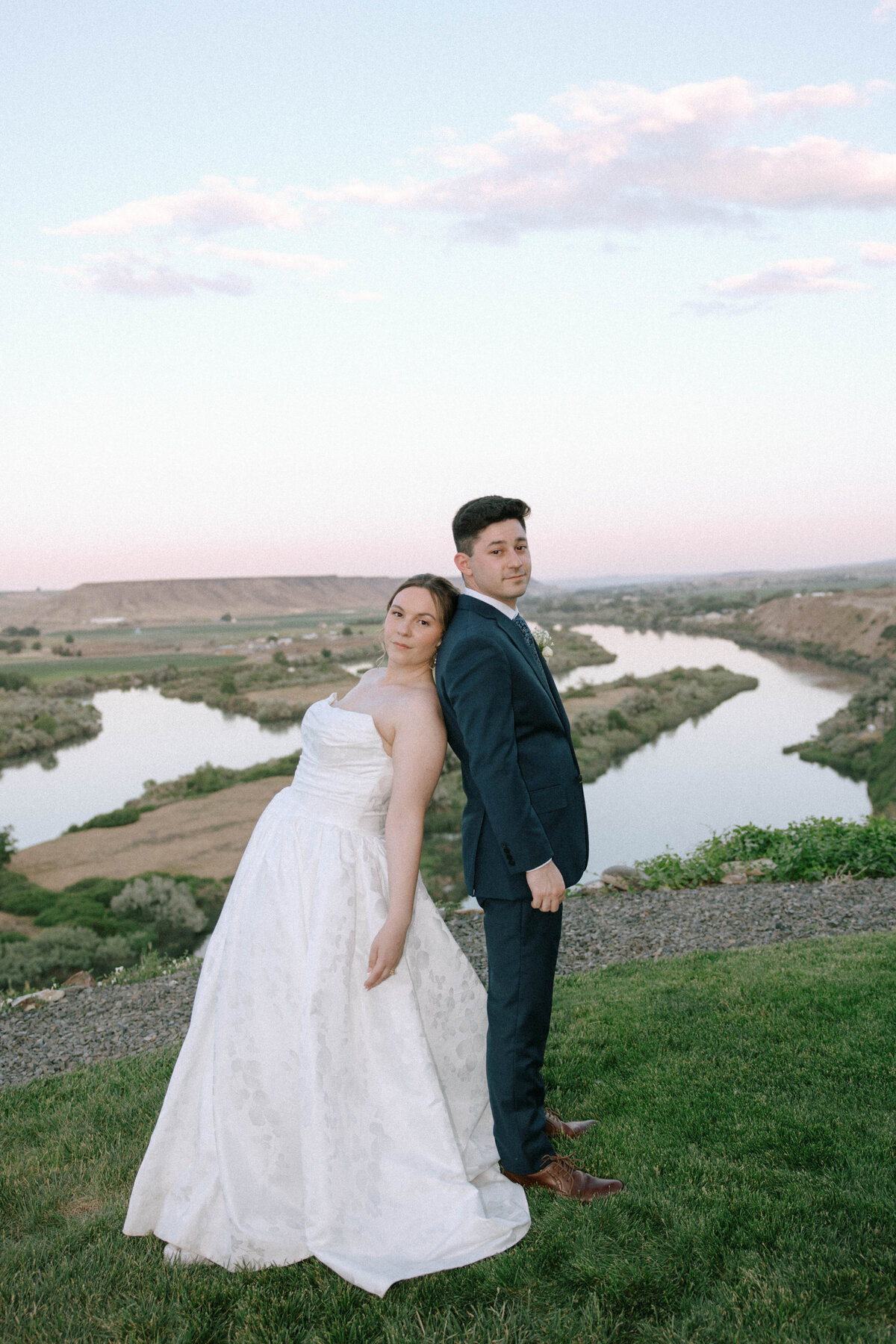 fox-canyon-vineyards-marsing-idaho-wedding-krysta-timmons-photography-bridals-194