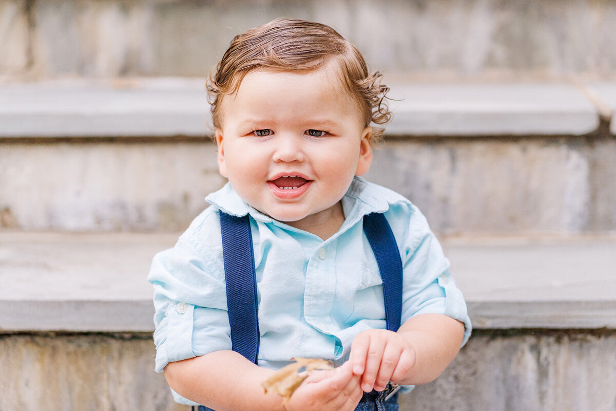 baby boy smiling during Warrenton, VA family photos