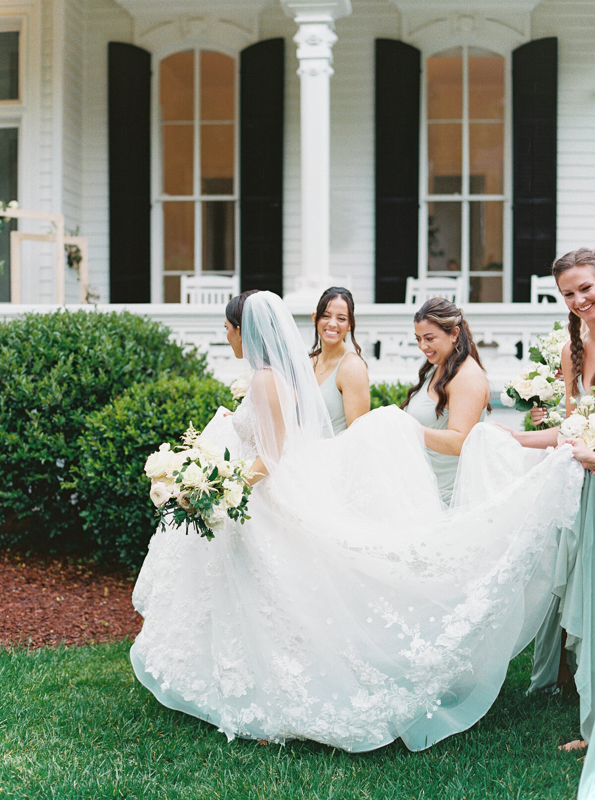 Bridesmaids_MelissaJoeyWedding2023-44