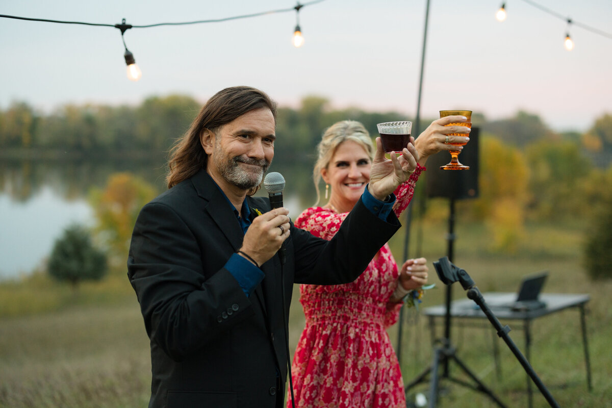 Backyard-Wedding-Rogers-MN-B&S-Will-DeGraw-Clever-Disarray-114