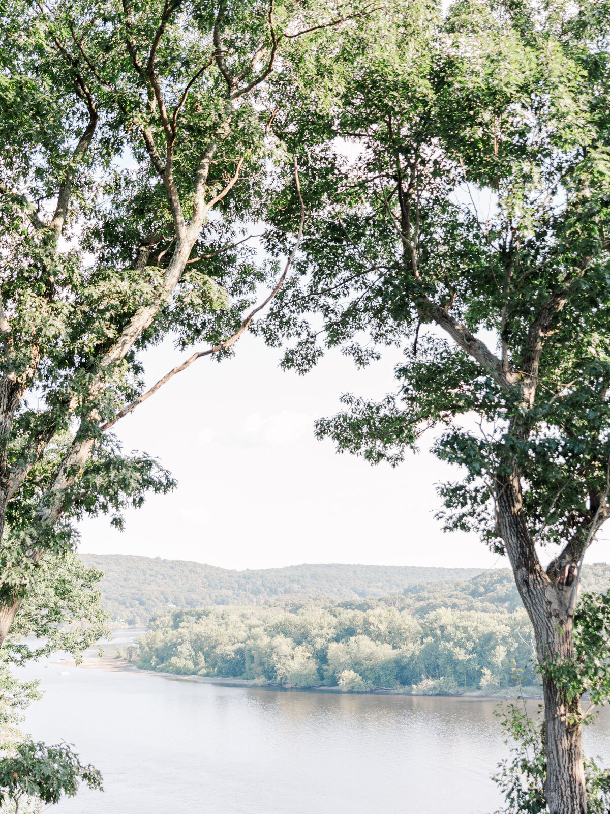 brittany-graf-photography-andrew-anthony-wedding-saint-clements-castle-portland-ct-48