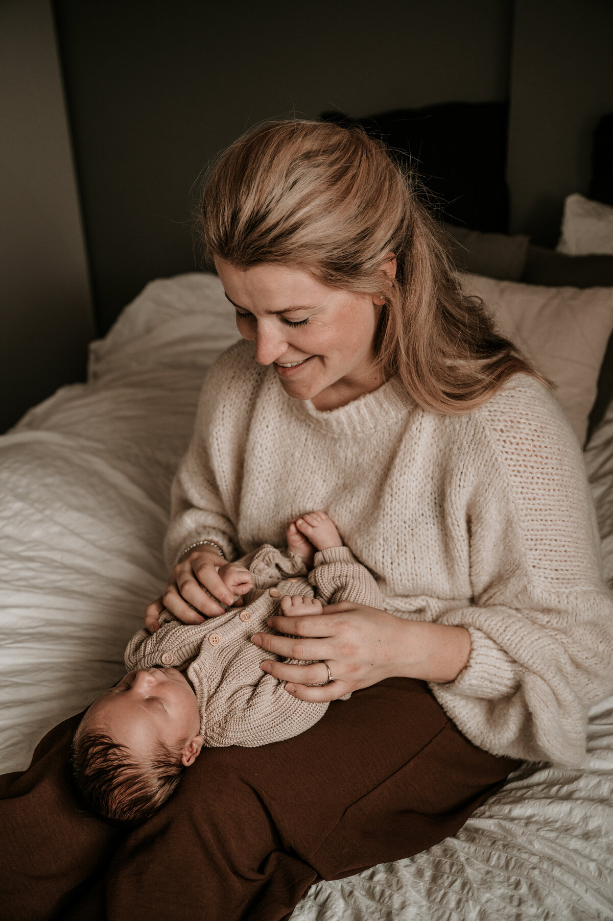 Newbornshoot-newbornfotograaf-lifestyleshoot-fotograafnijmegen-Jiscafotografie-109