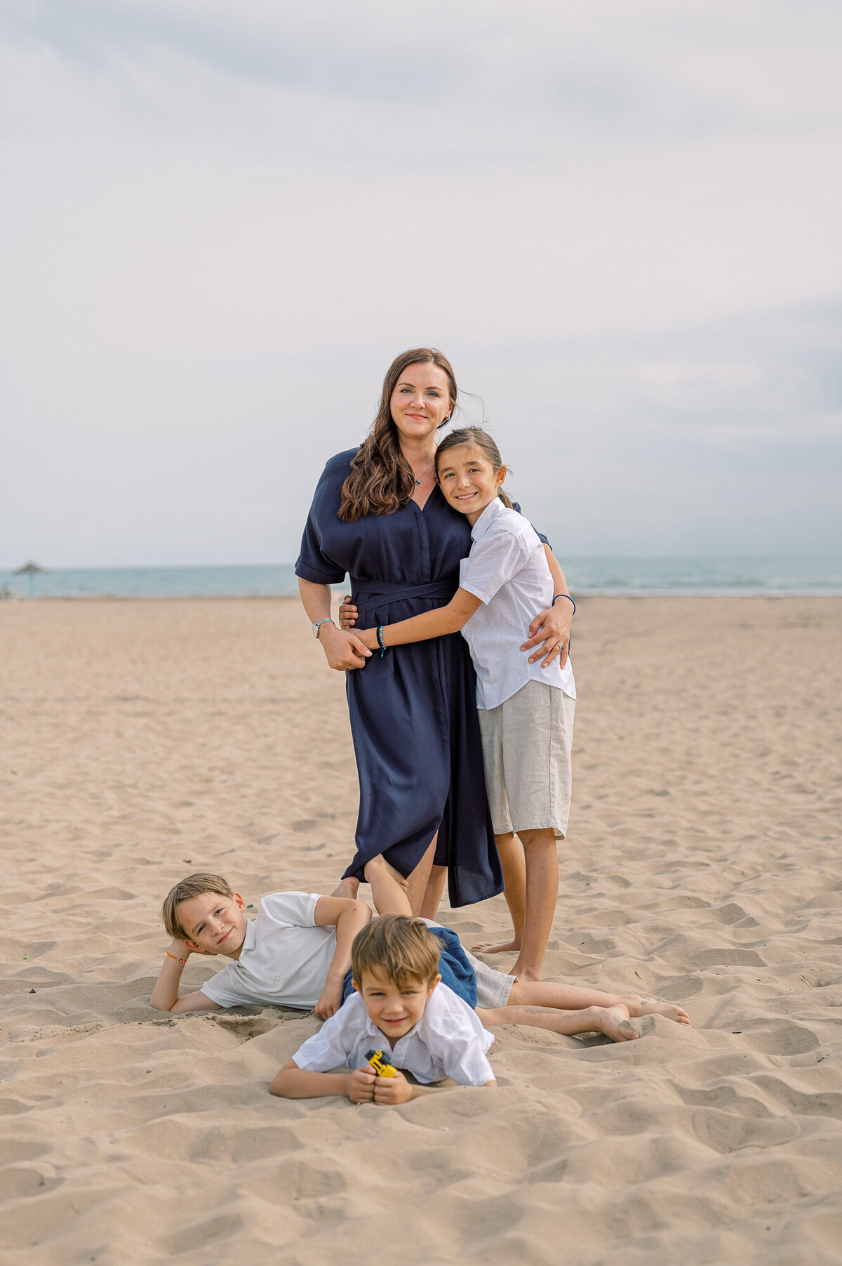 Family-Photographer-Valencia-Beach-Malvarrosa034
