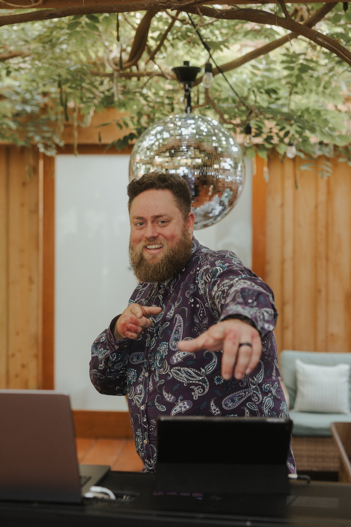 victoria-and-chester-west-coast-wilderness-lodge-intimate-wedding-chelsea-brown-photography-433