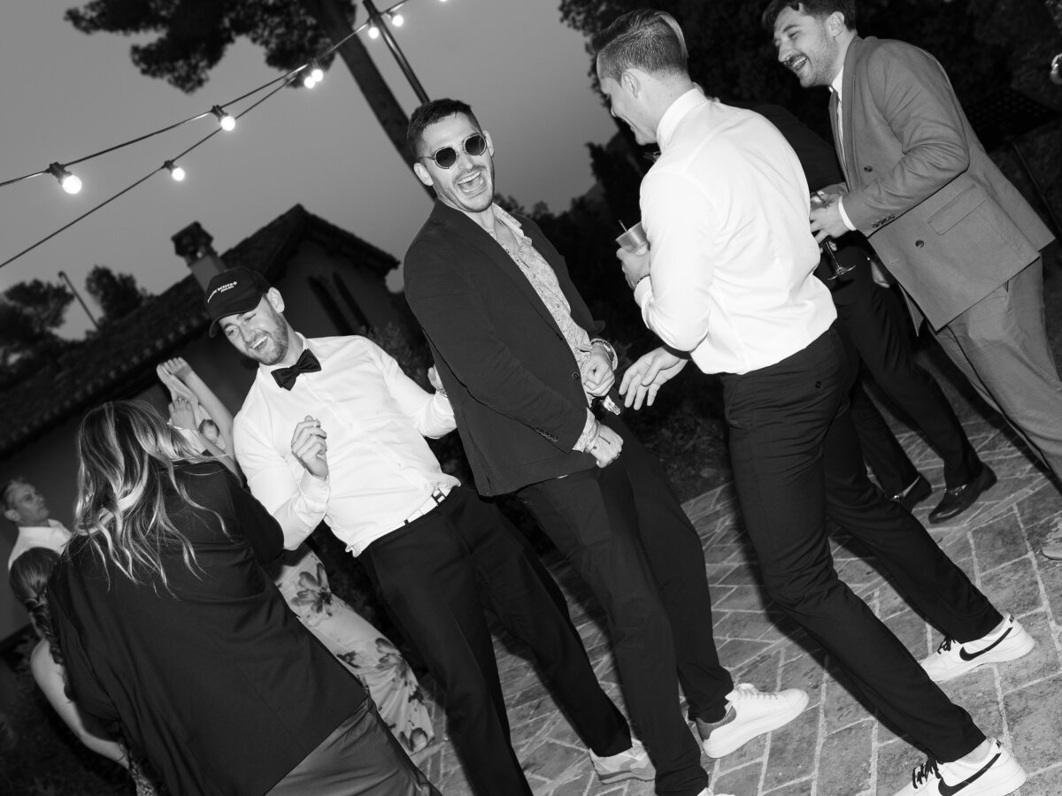 Cacie_Carroll@CacieCarrollPhotography_ItalianWeddingWeekend_VillaTelloni_SanSeverinoItaly-1408